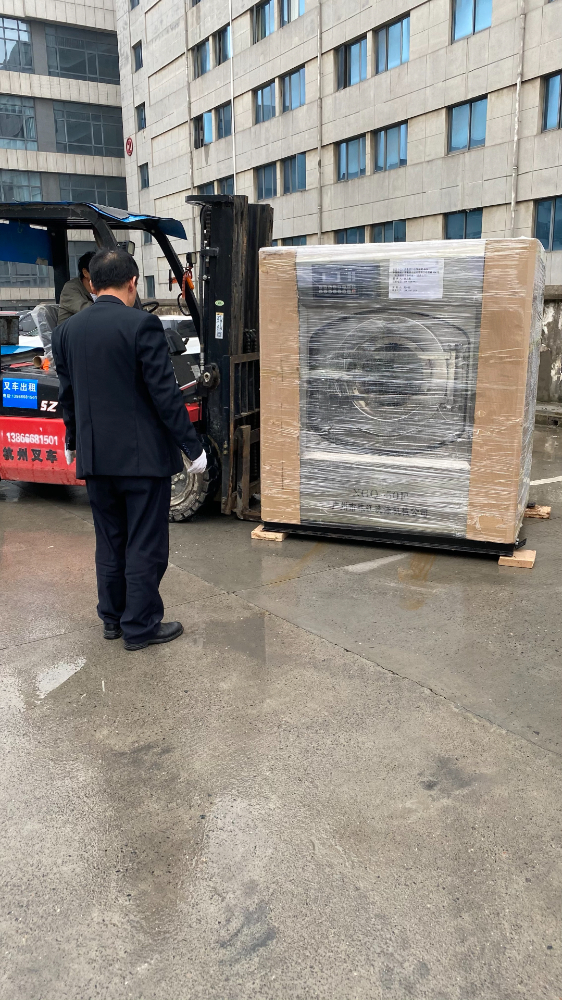 珠江洗滌設(shè)備：為酒店水洗廠提供高效工業(yè)洗衣解決方案