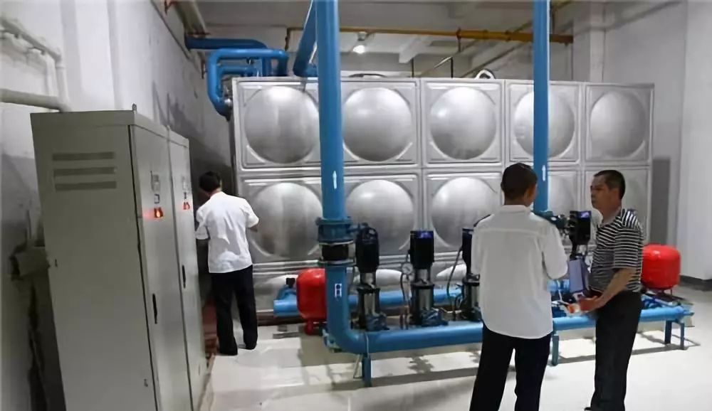 什么是二次供水?你關(guān)注過(guò)自家小區(qū)的二次供水嗎?- 什么是二次供水?你關(guān)注過(guò)自家小區(qū)的二次供水嗎?-