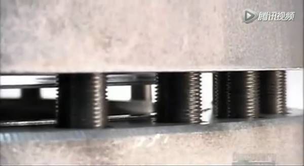 比人還大的大型閥門是怎么制造出來(lái)的？-