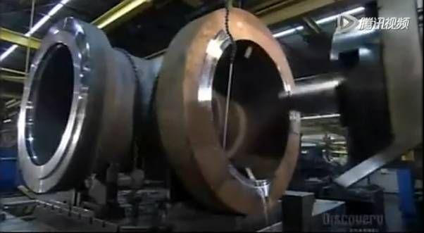 比人還大的大型閥門是怎么制造出來(lái)的？-