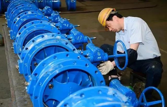 閥門不是隨便買越便宜越好，符合現(xiàn)場管路要求最重要-